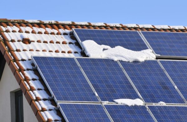 Cum funcționează celulele solare și cum sunt fabricate panourile solare