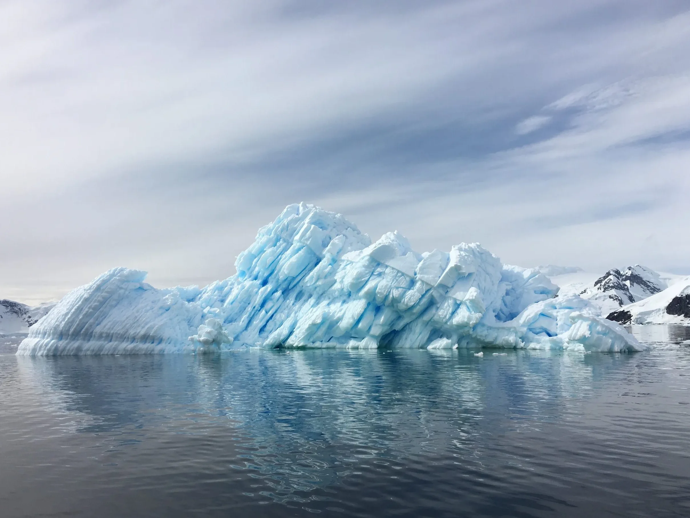 Arctica devine din ce în ce mai fierbinte și mai verde